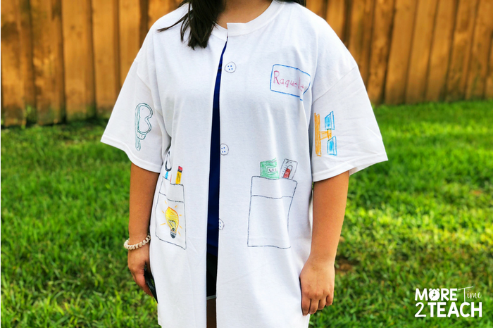 Your kiddos will feel like real Scientists with their very own DIY Science Lab Coat. It's easy, engaging, and makes a perfect introductory lesson. Your kids are going to love science and experimenting!